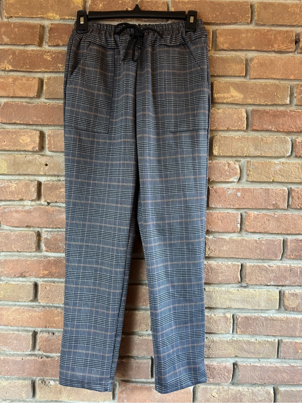 ROMWE women’s Gray and Blue Plaid Drawstring Chinos